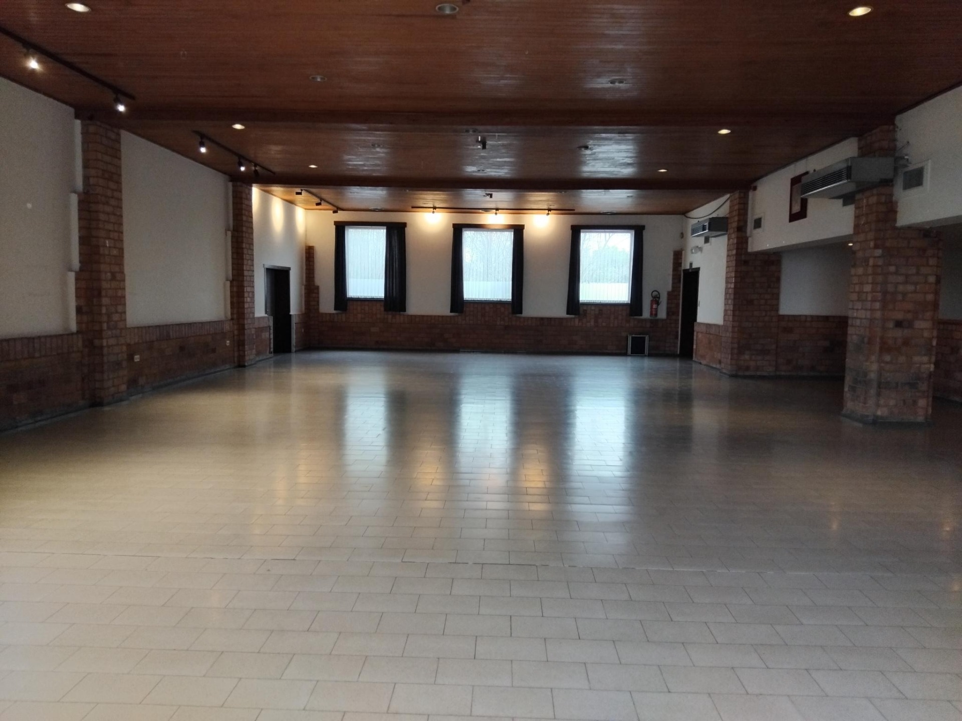 ZAAL 1